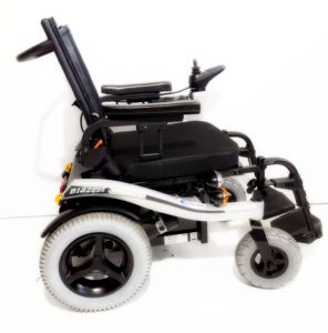używany wózek inwalidzki elektryczny blazer terenowo pokojowy 6