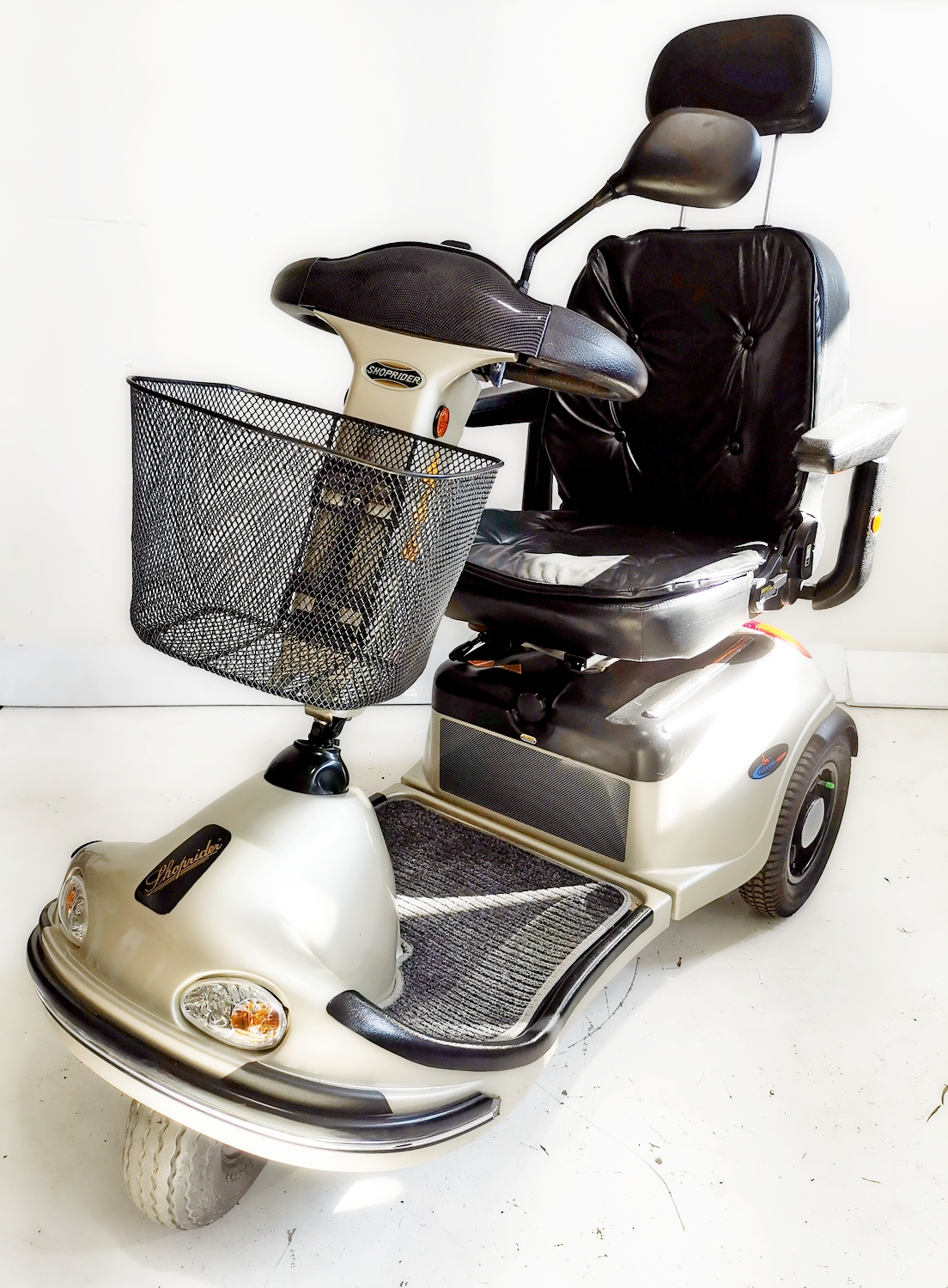 skuter inwalidzki elektryczny shoprider delux trzykołowy 1