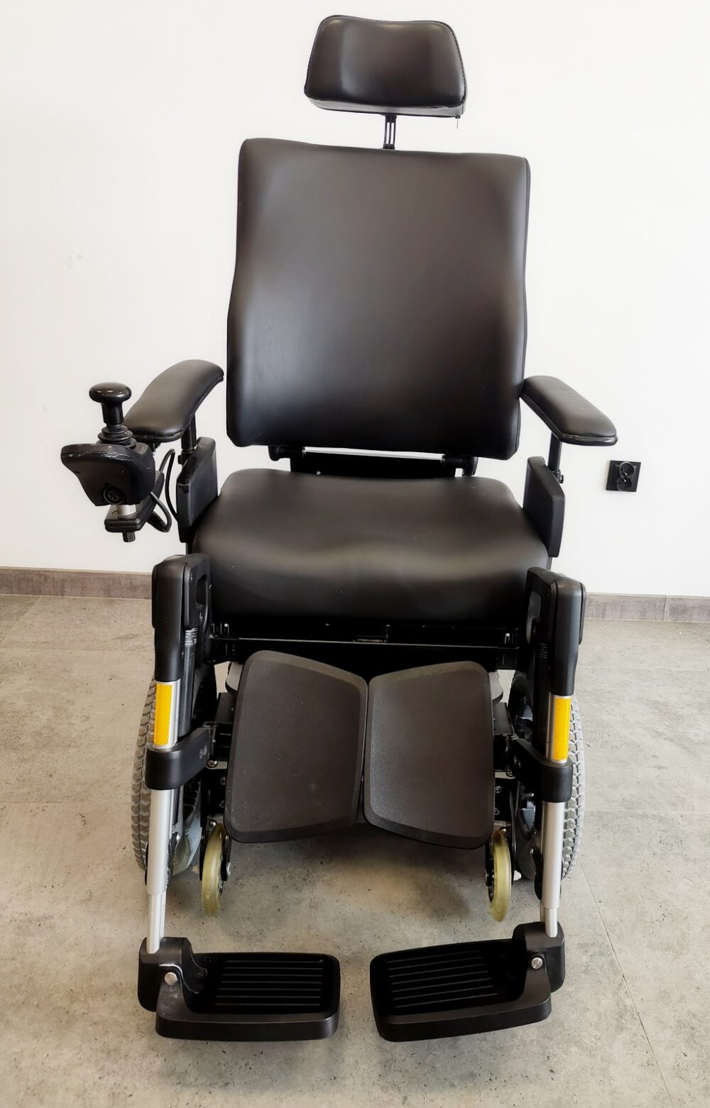 uzywany-wozek-inwalidzki-handicare-alex-elektro-mobil-tarnowskie-gory-slask-5 używany wózek inwalidzki handicare alex elektro mobil tarnowskie góry śląsk 5