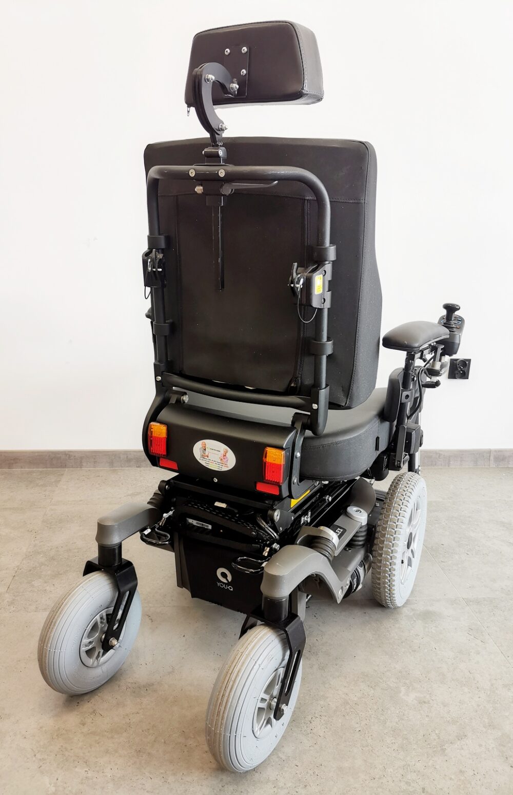 uzywany-wozek-inwalidzki-handicare-alex-elektro-mobil-tarnowskie-gory-slask-9 używany wózek inwalidzki handicare alex elektro mobil tarnowskie góry śląsk 9