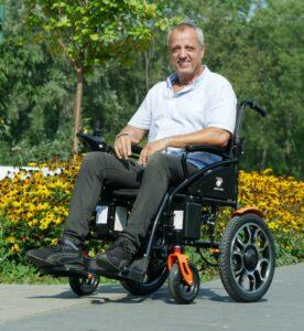 wózek inwalidzki elektryczny black ortlife 5