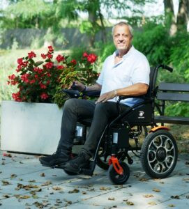 wózek inwalidzki elektryczny black ortlife 7
