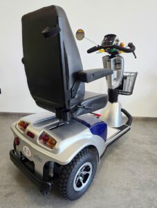 używany skuter inwalidzki elektro mobil trophy winner 1